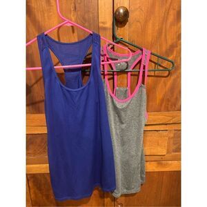 Bundle tank tops both size medium